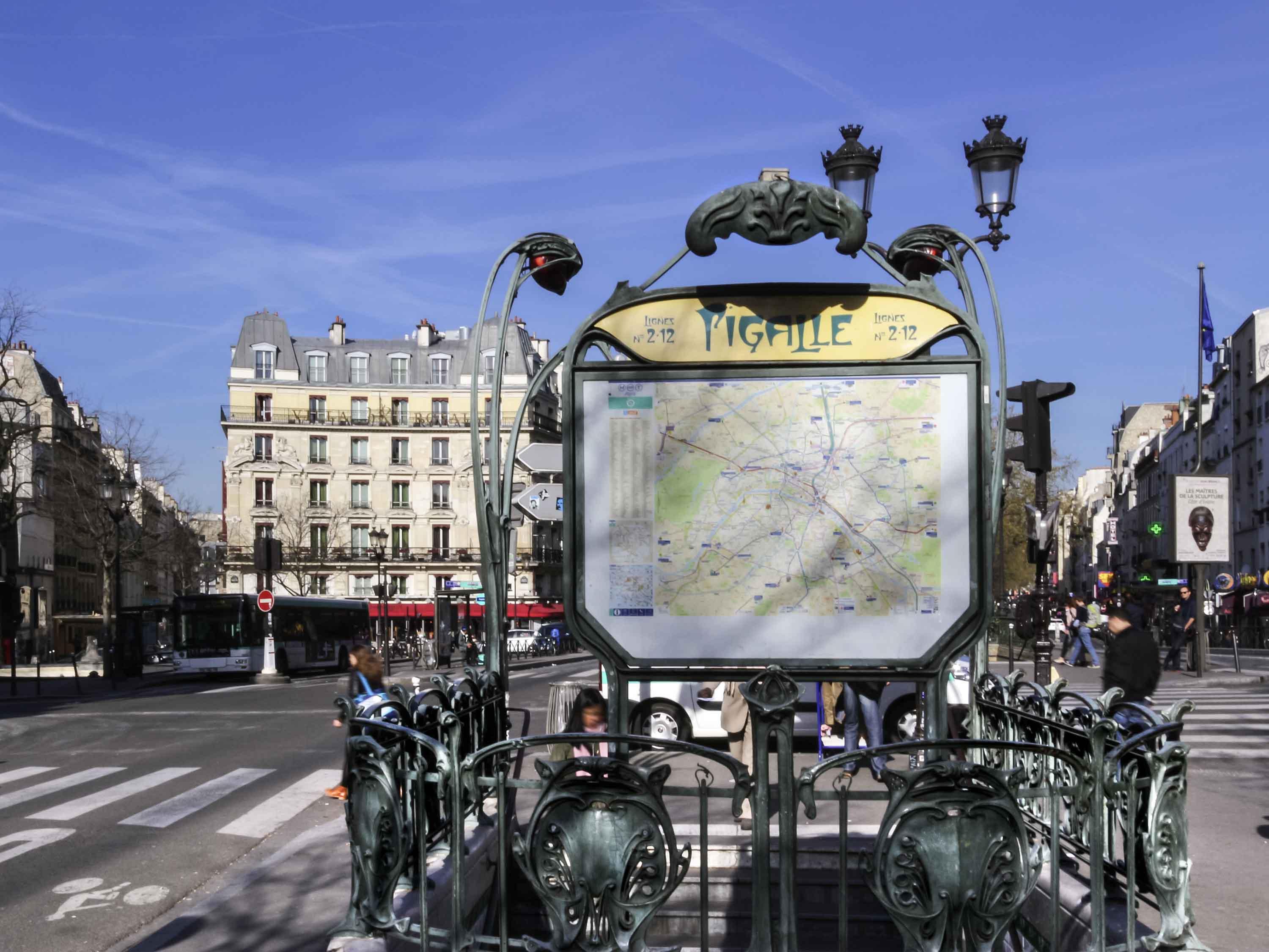 Hotel ibis Paris Gare du Nord La Fayette Exterior foto